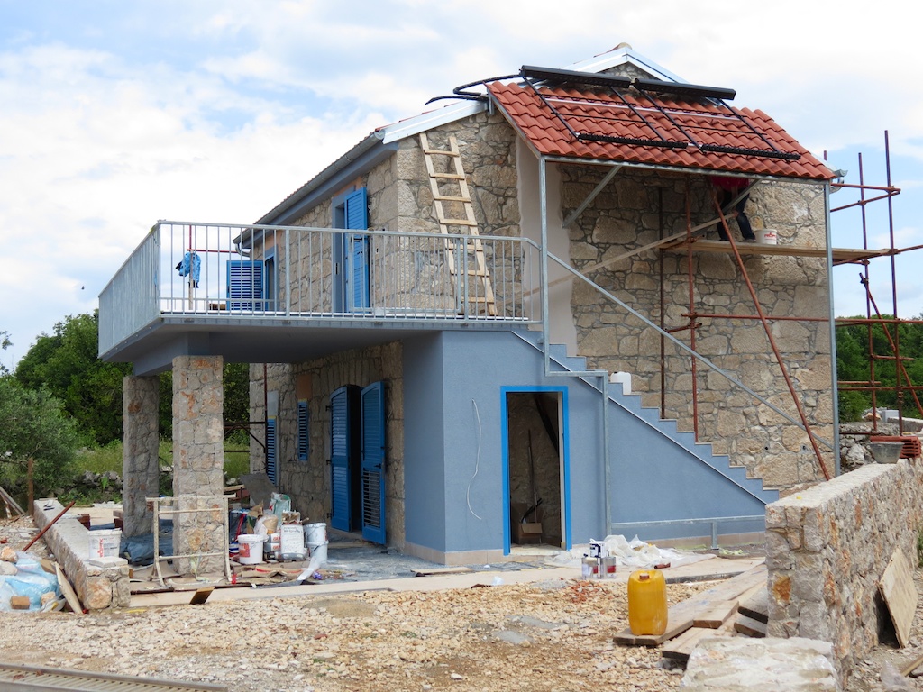 <p>Der Rohbau ist fast fertig</p> <p>Der Rohbau ist fast fertig</p>