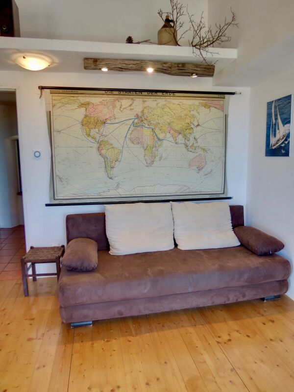 <p>bequeme Schlafcouch</p> <p>bequeme Schlafcouch</p>