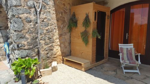 Turmpalais Wohnung Porthos Sauna im Garten