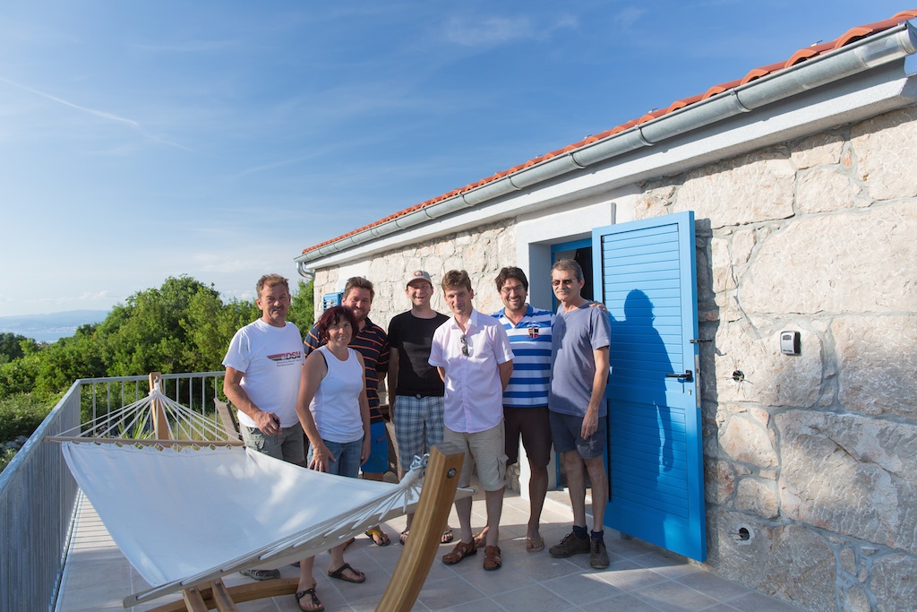 <p>Glückwünsche zum Einzug vom Bürgermeister und dem Architekten</p> <p>Glückwünsche zum Einzug vom Bürgermeister und dem Architekten</p>