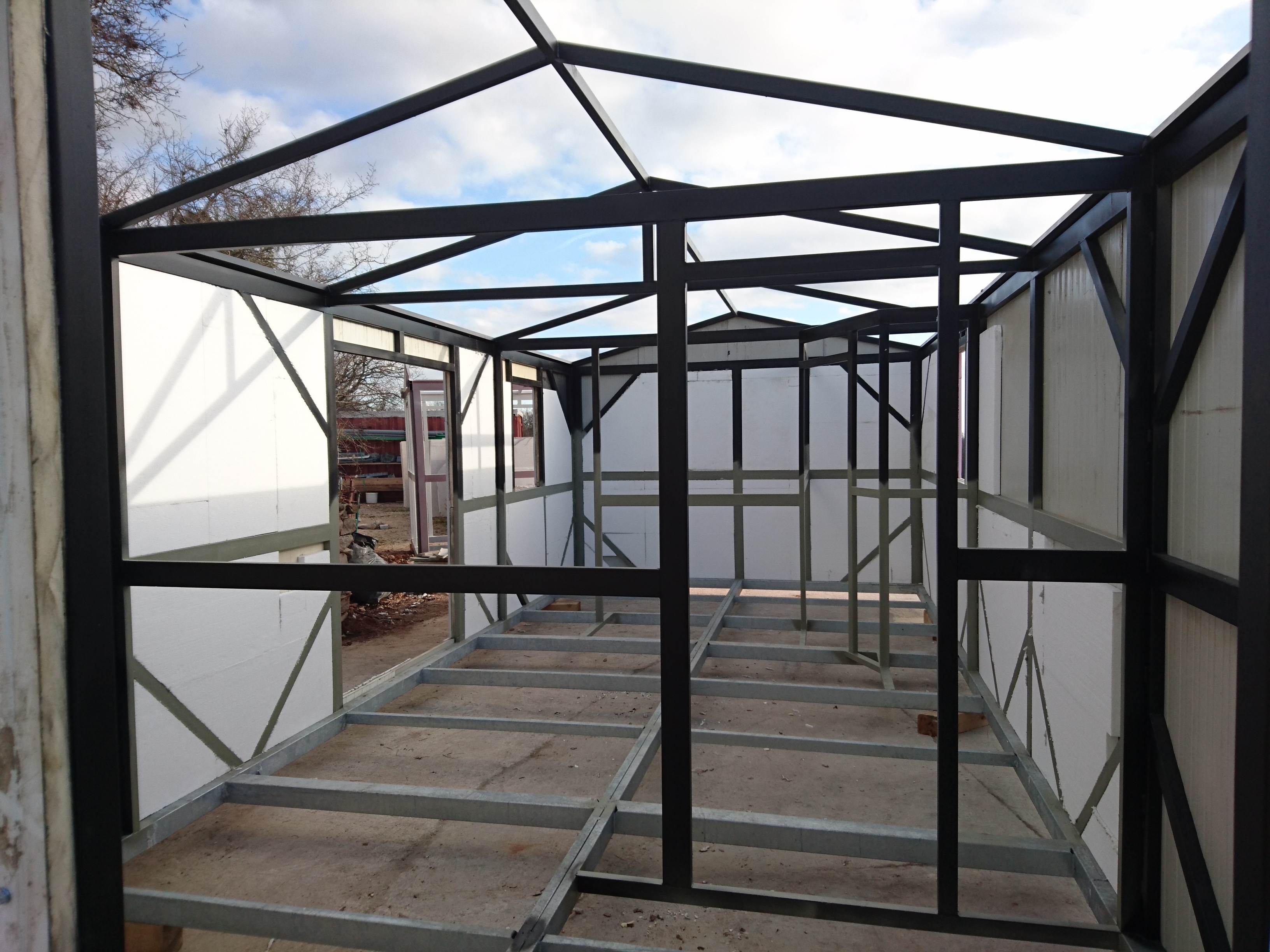 <p>Rohbau der Kamenica (innen)</p> <p>Rohbau der Kamenica (innen)</p>